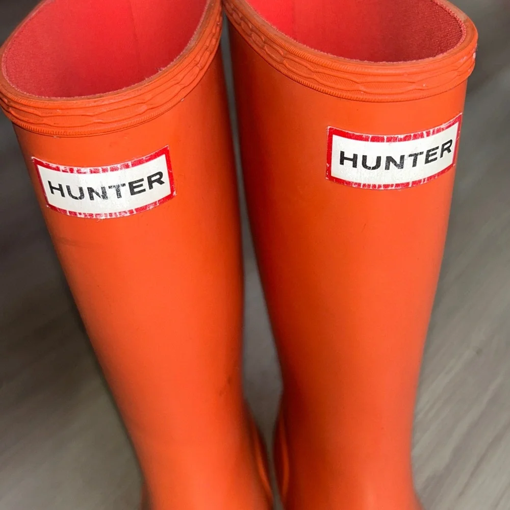 Hunter Unisex Kids Waterproof Rubber Rain Boots Orange Boys 3 & Girls 4